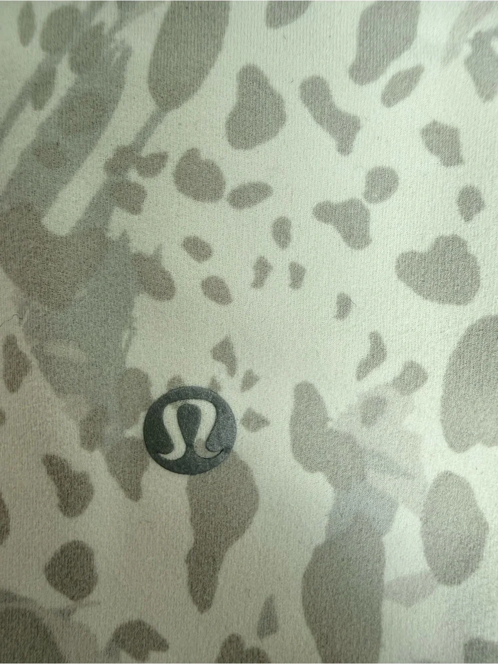 Lululemon Align 2-Piece set - Cheetah Camo Antique White